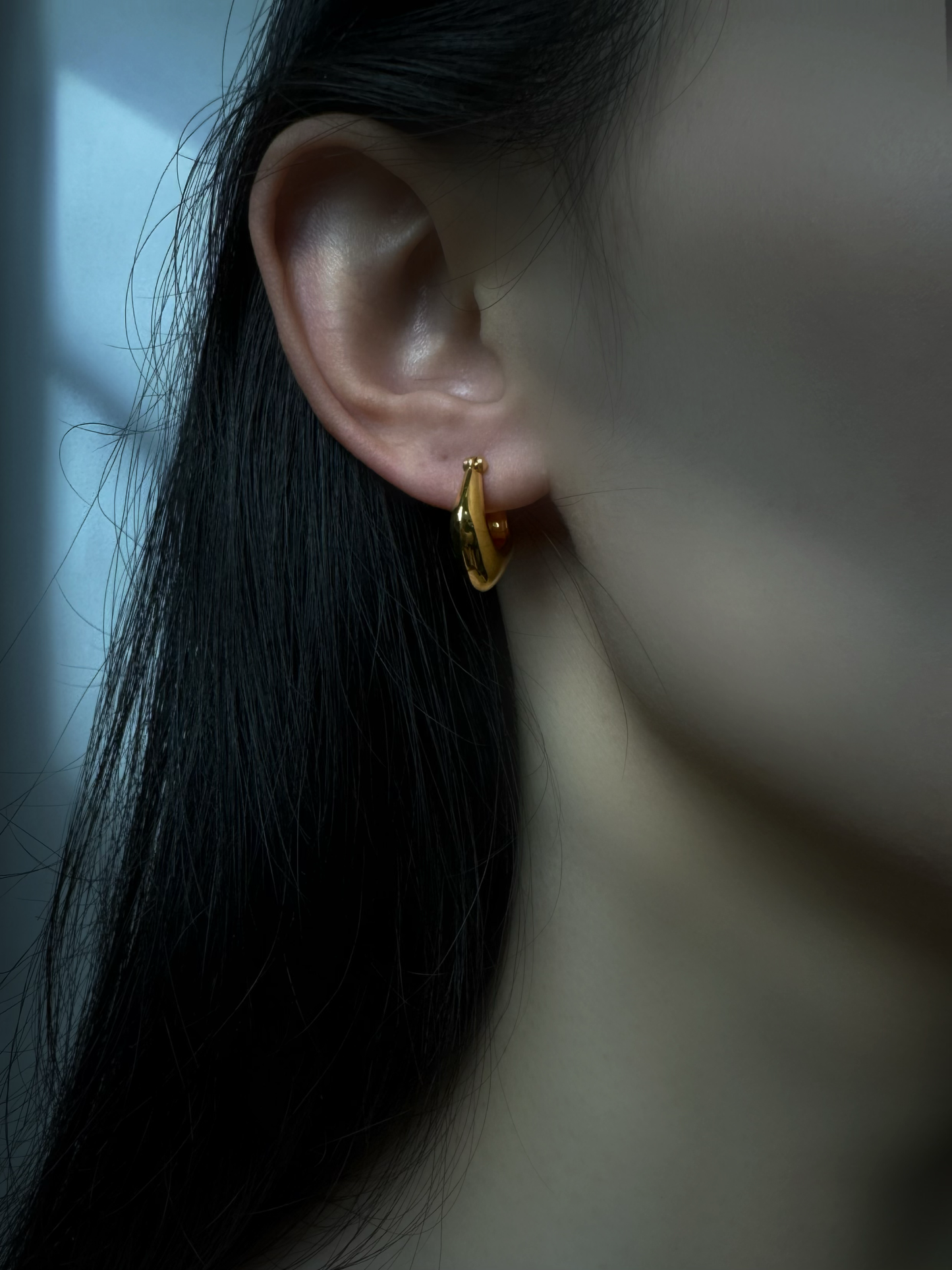 18K Gold - Star Drop Huggie Earrings