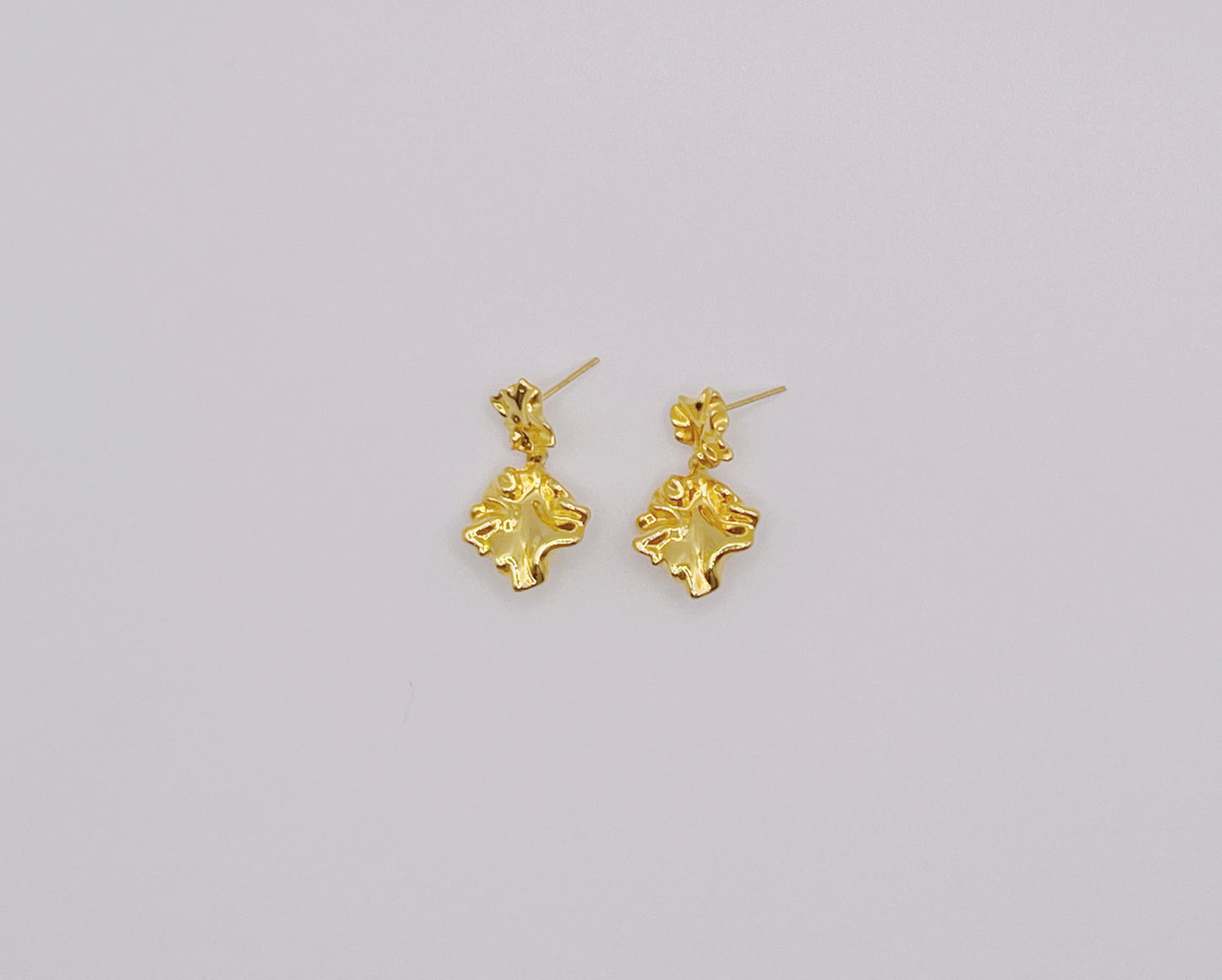 18K Gold - Crinkled Stud Earrings