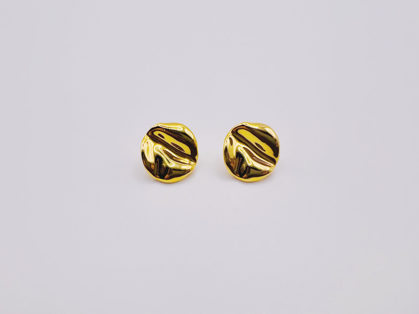 18K Gold - Folded Stud Earrings