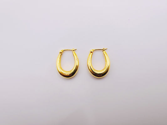 18K Gold - Semi-Oval Huggie Earrings