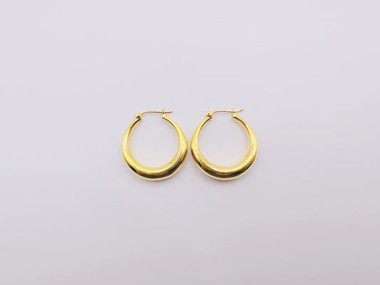 18K Gold - Polished Huggie Earrings (Medium)