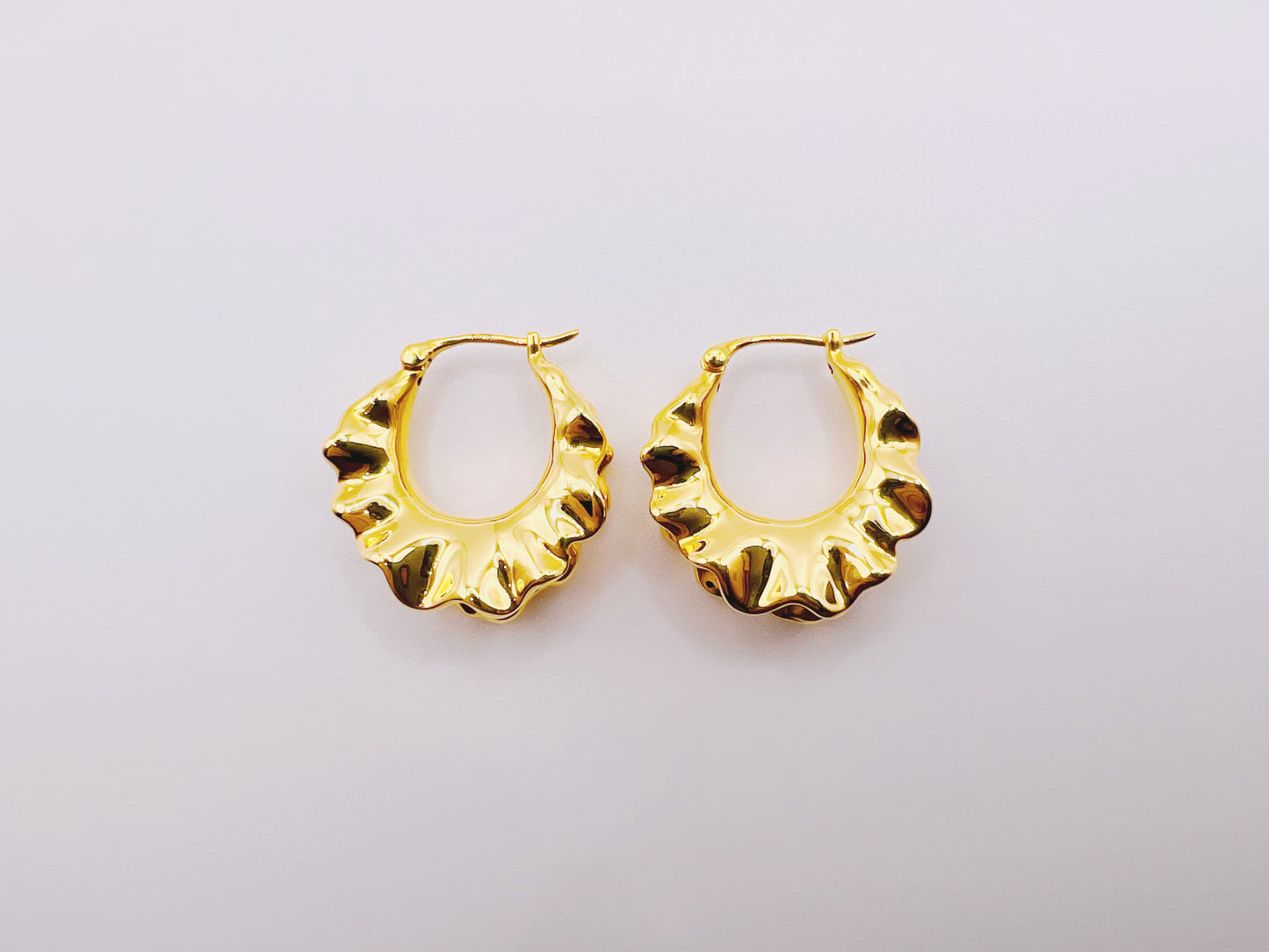 18K Gold - Flared Huggie Earrings (Large)