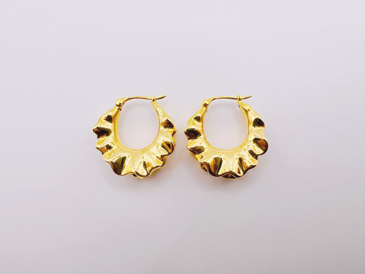 18K Gold - Flared Huggie Earrings (Large)