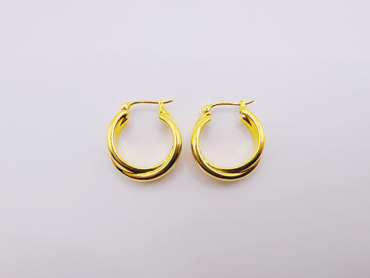 18K Gold - Fine Rope Twist Huggie Earrings