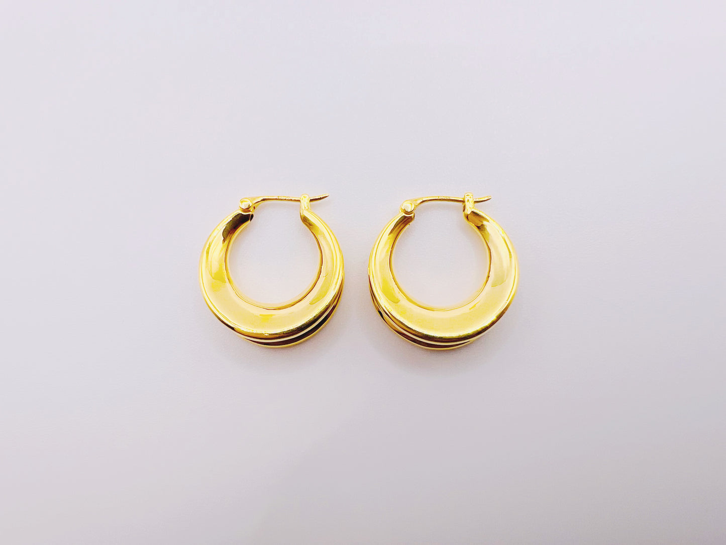 18K Gold - Canyon Huggie Earrings