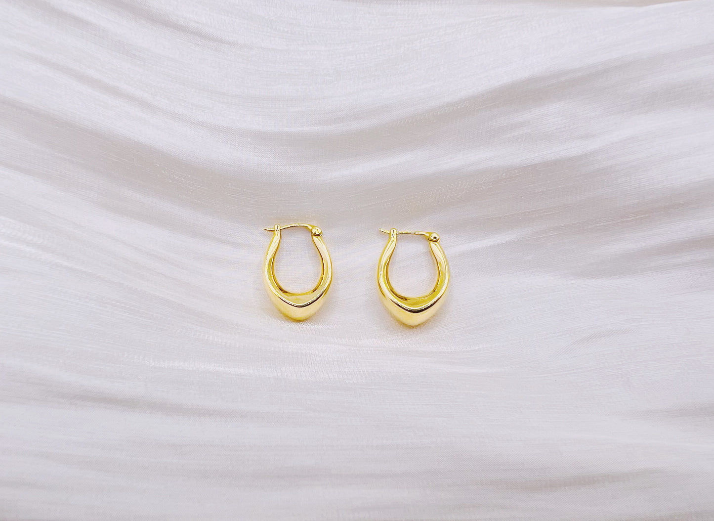 18K Gold - Starlight Drop Huggie Earrings