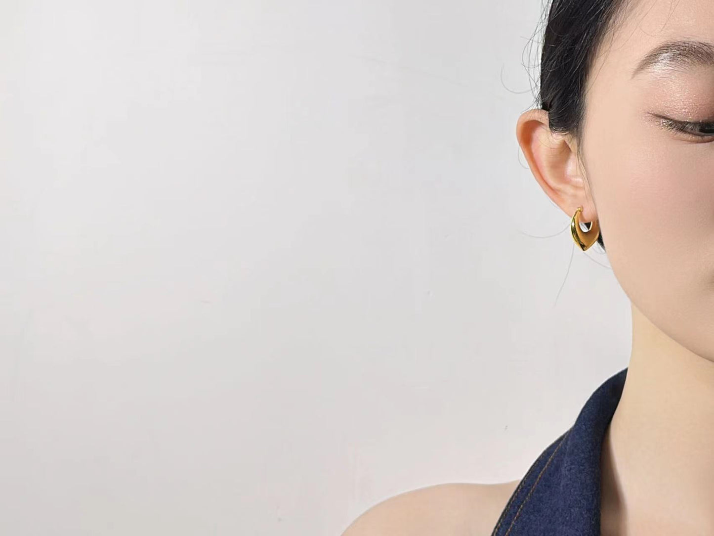 18K Gold - Starlight Drop Huggie Earrings