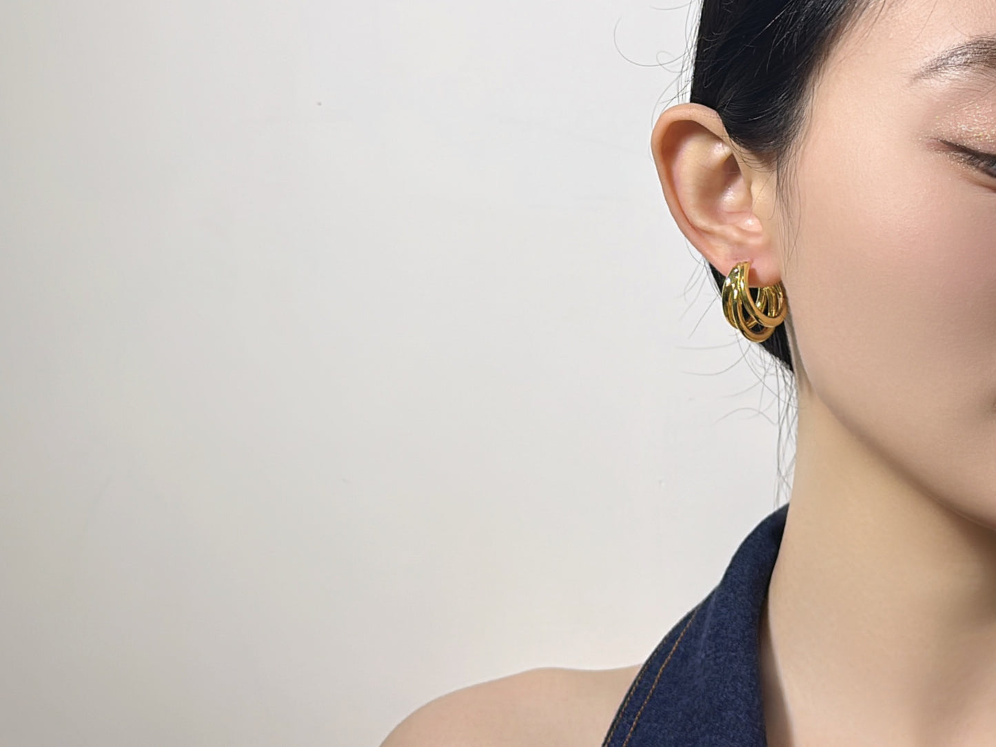 18K Gold - Triple Hoop Huggie Earrings