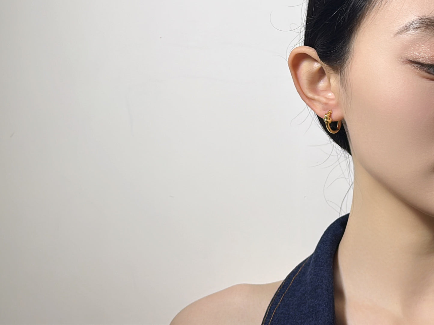 18K Gold - Twisted Rope Huggie Earrings (Small)