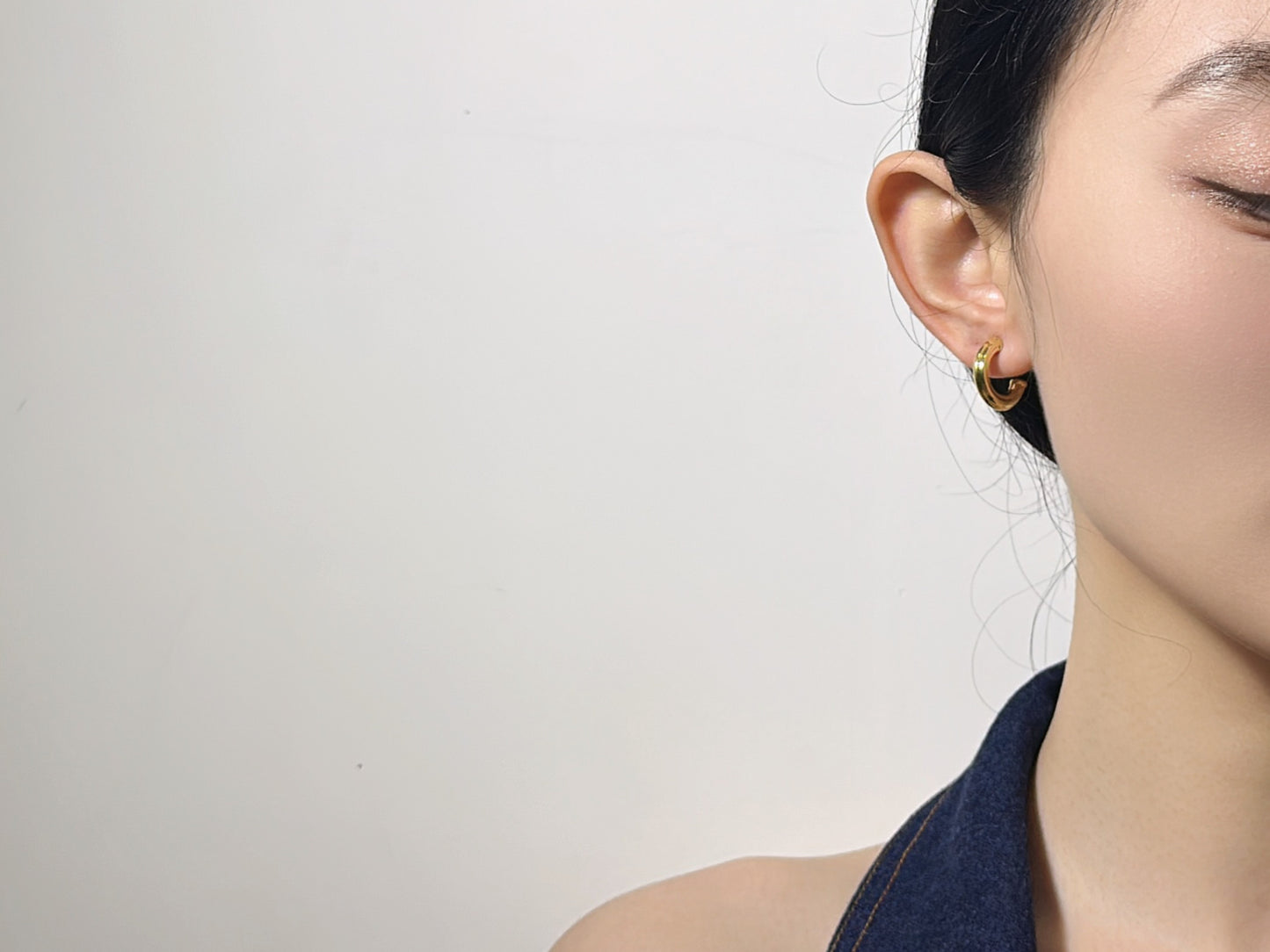 18K Gold - Half Hoop Earrings