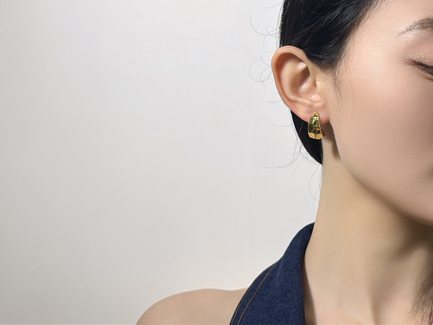 18K Gold - Tortoiseshell Stud Earrings