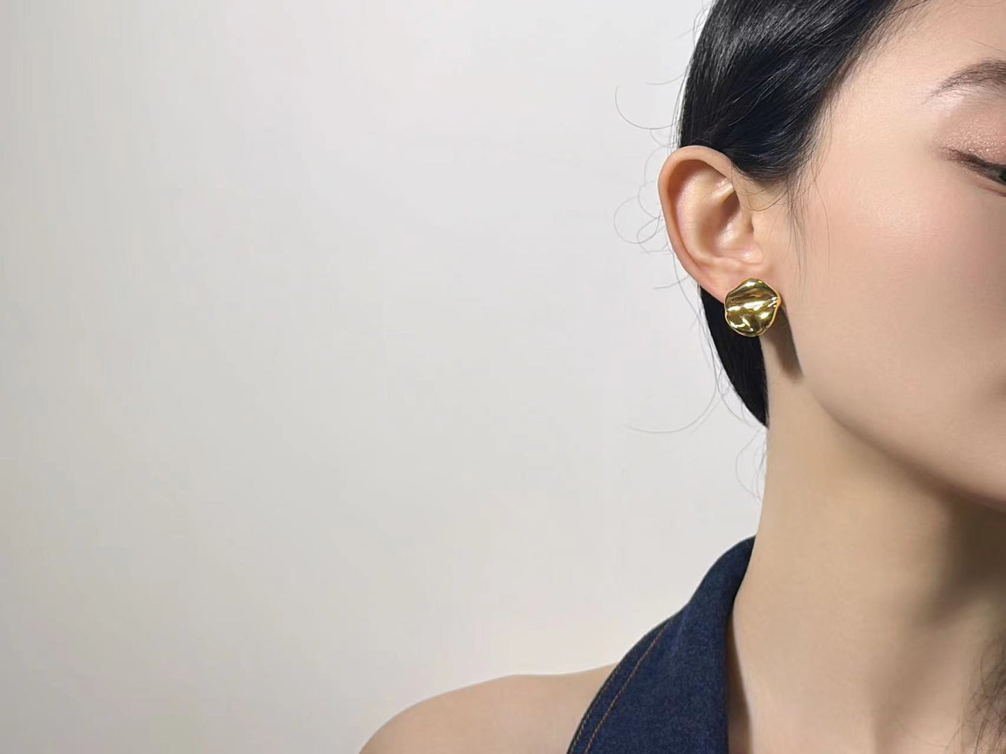 18K Gold - Folded Stud Earrings